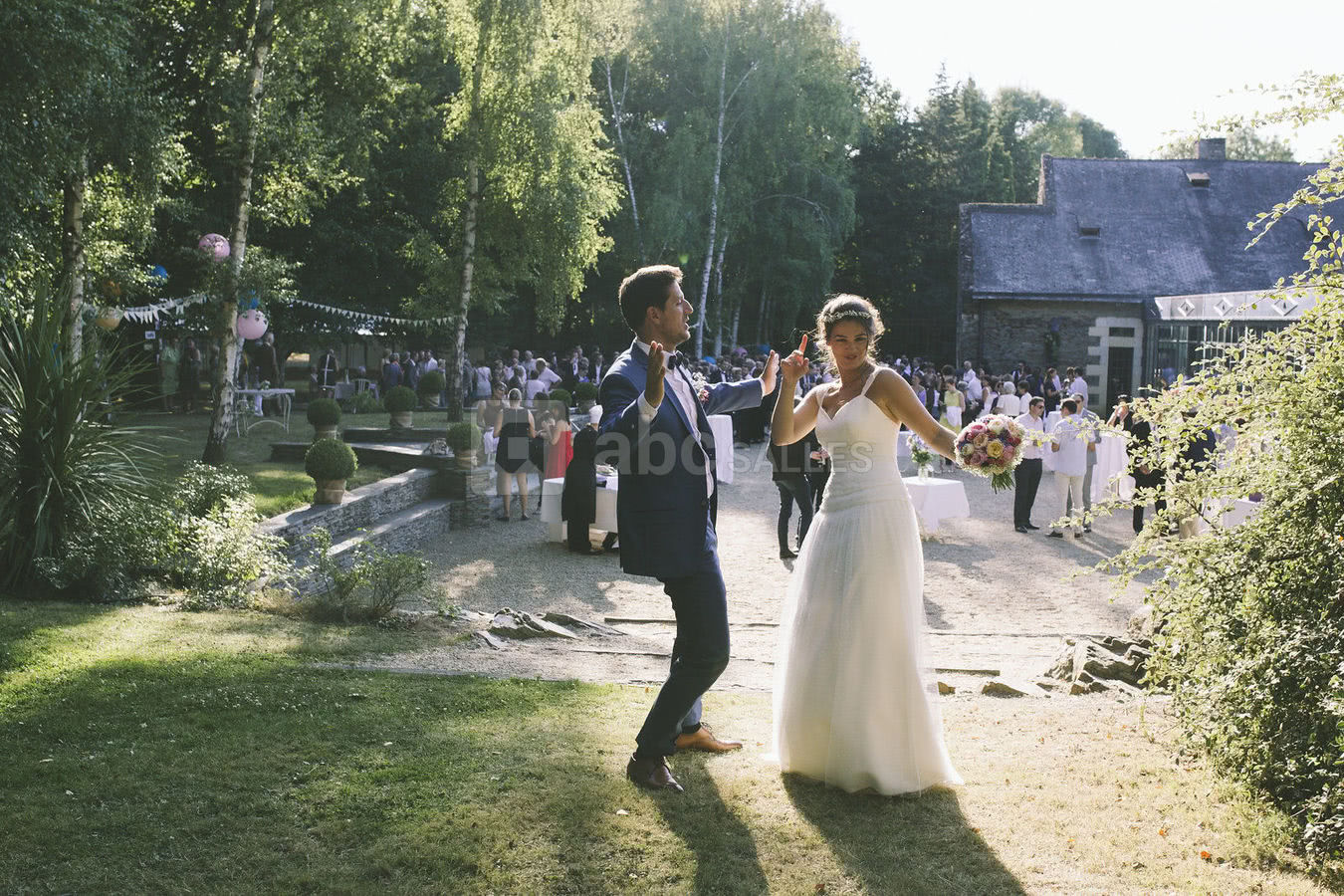 Cérémonie laïque dans le parc
