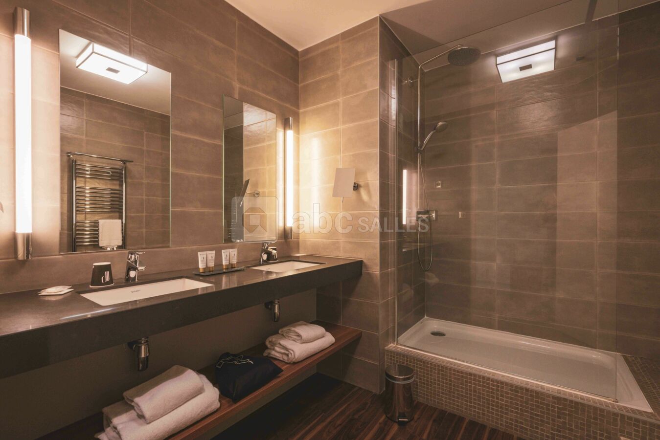 Salle de bains chambre privilège - ForgesHotel