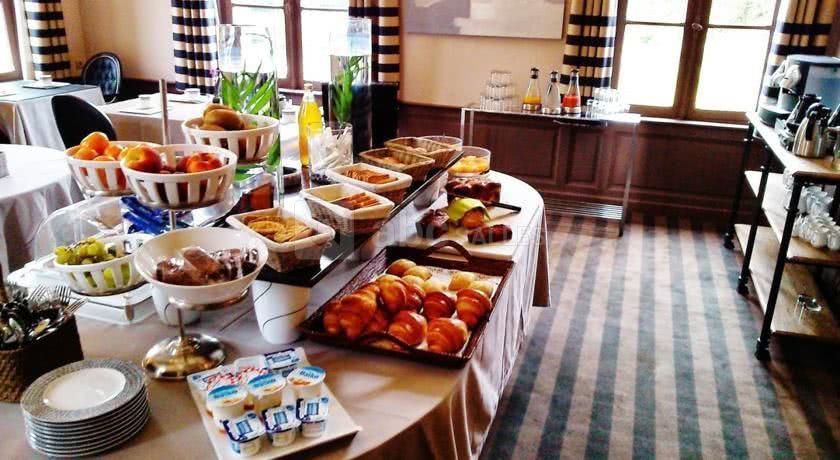 Buffet petit déjeuner