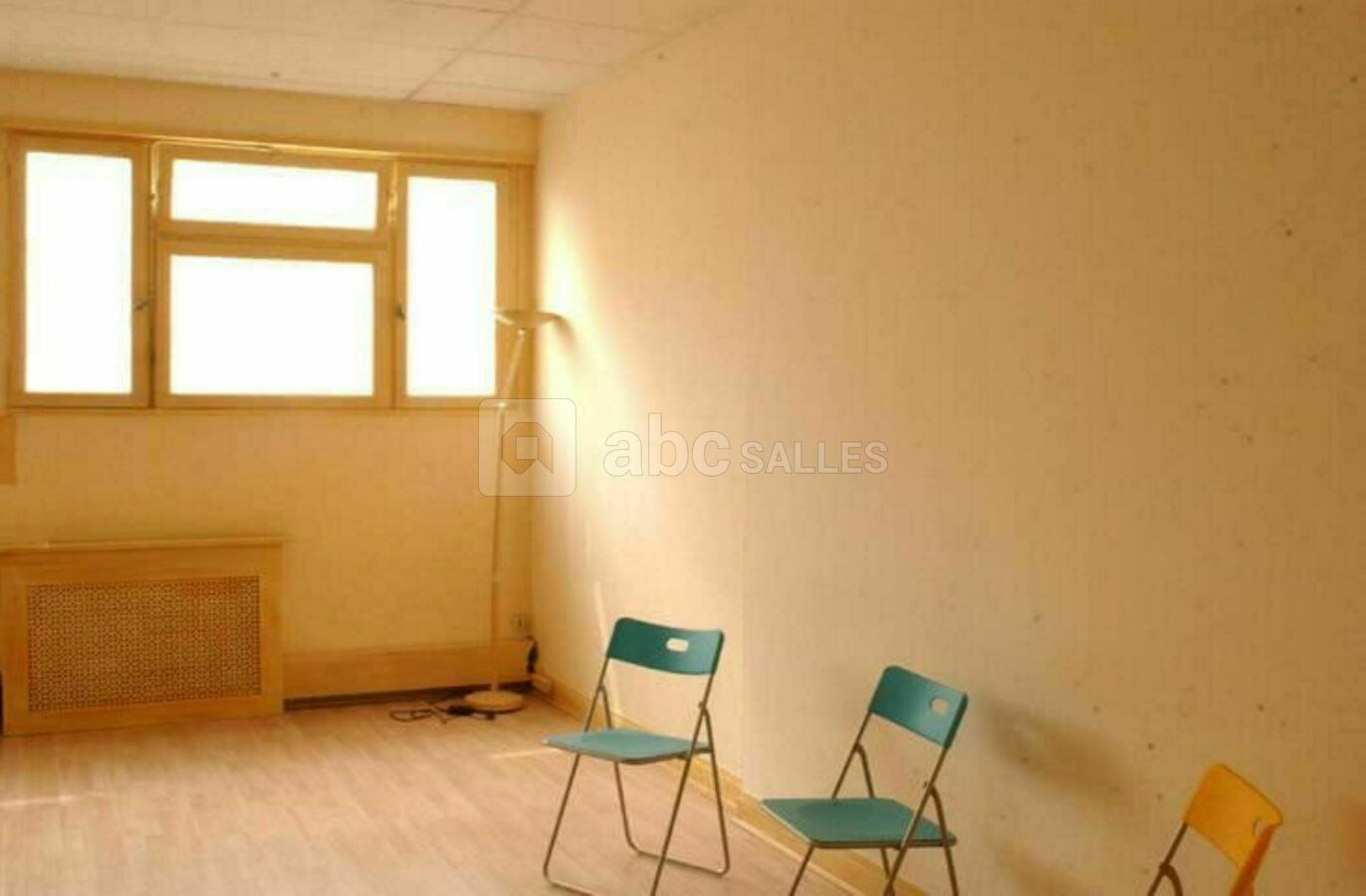 Salle 35 m²