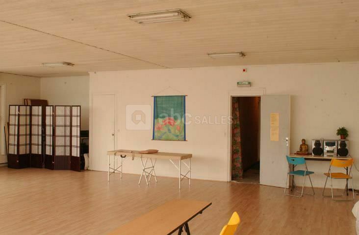Salle 100 m²