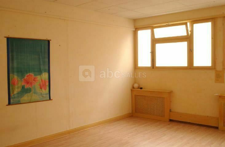 Salle 35 m²