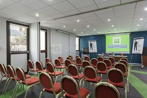 Salons turquoise et granny (64 m²)