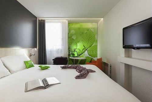 Chambre grand lit