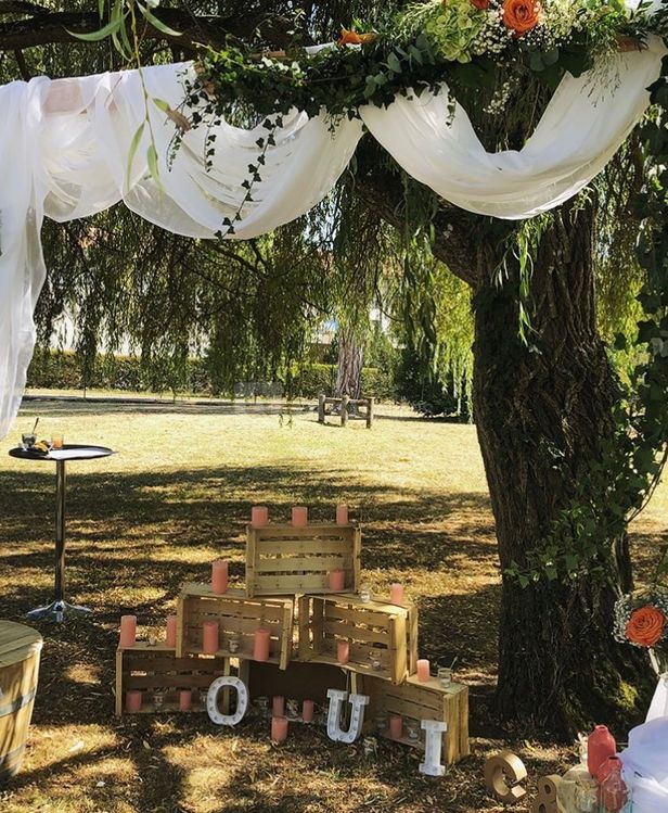 Cérémonie laïque dans le parc