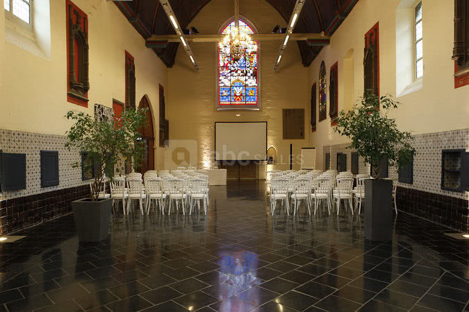 La salle des hospices en théatre