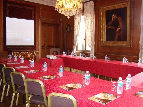 Salon rouvray en u