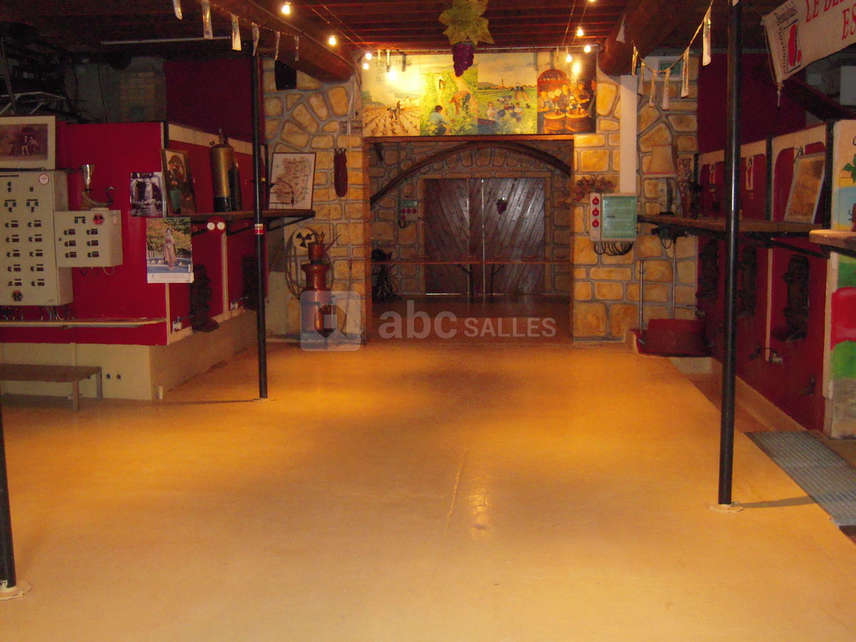 Les Caves du Chateau
