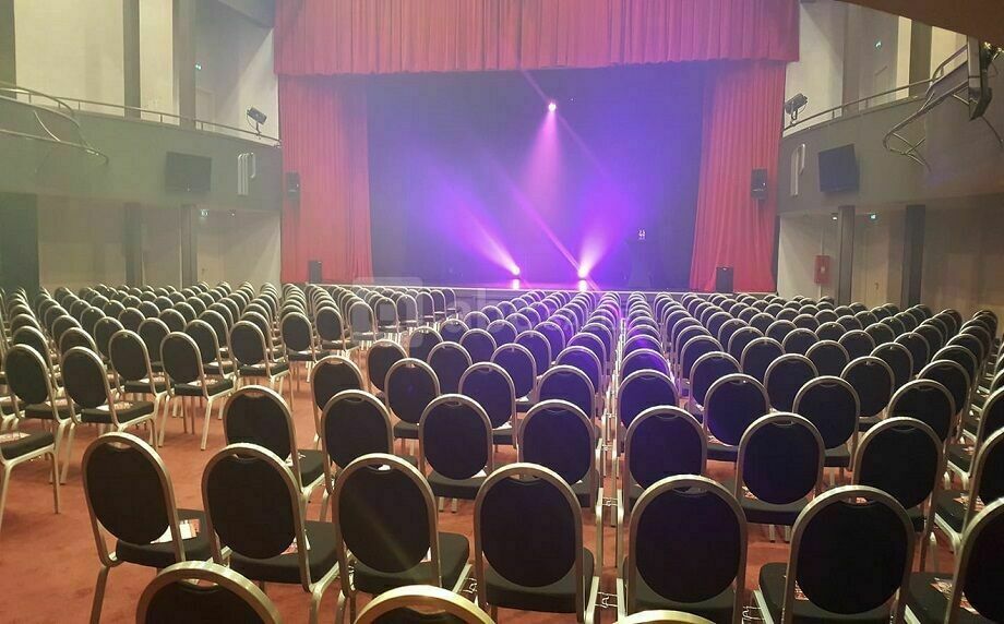 Salle Théâtre - Plénière