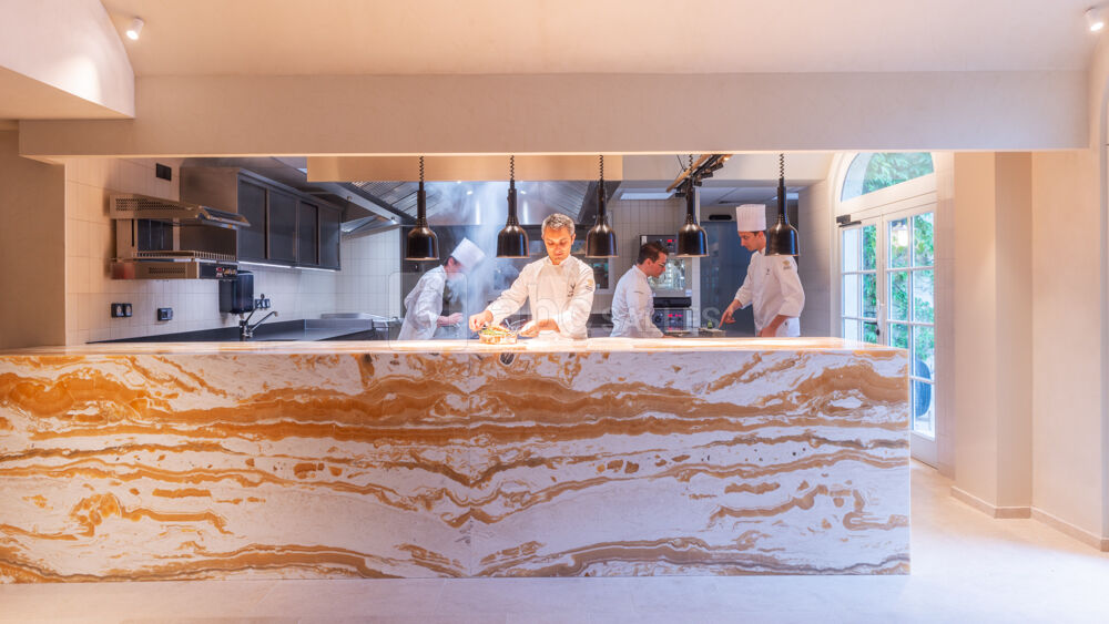 Restaurant Le Corot - vue sur cuisines