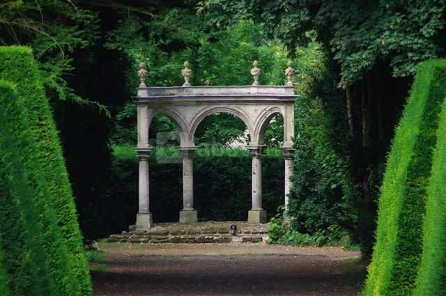 Colonade de visseaux