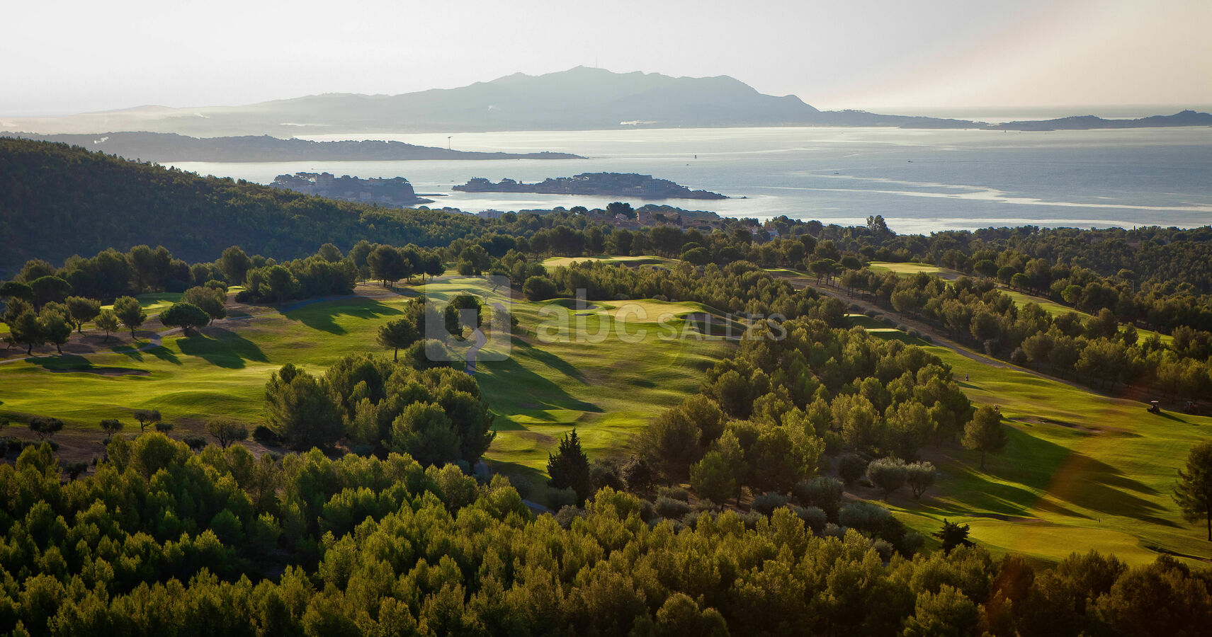Golf, en bord de Méditerranée