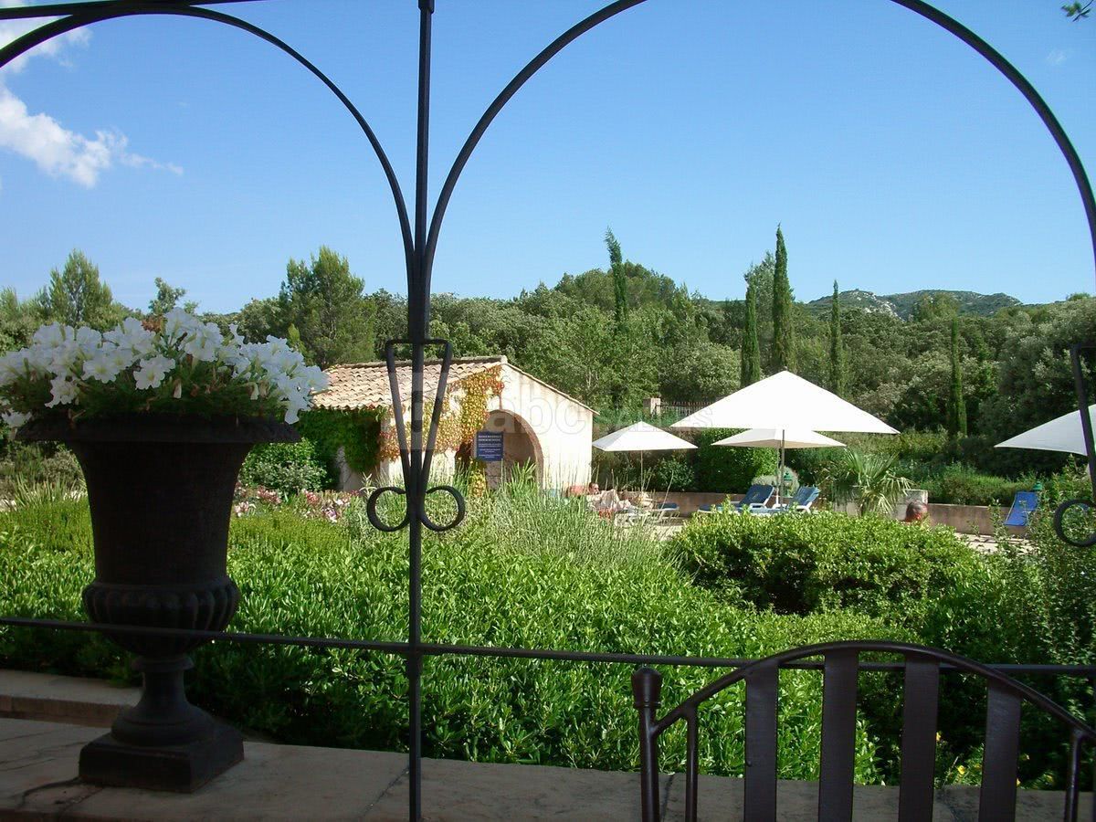 La vue sur les alpilles