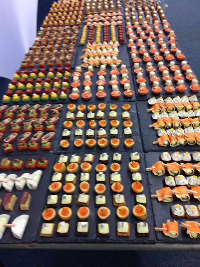 Mosaique de petites bouchées cocktail