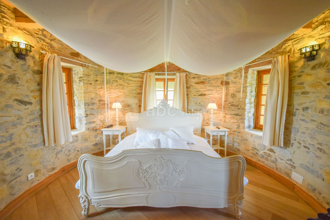 Suites au Château XVIème