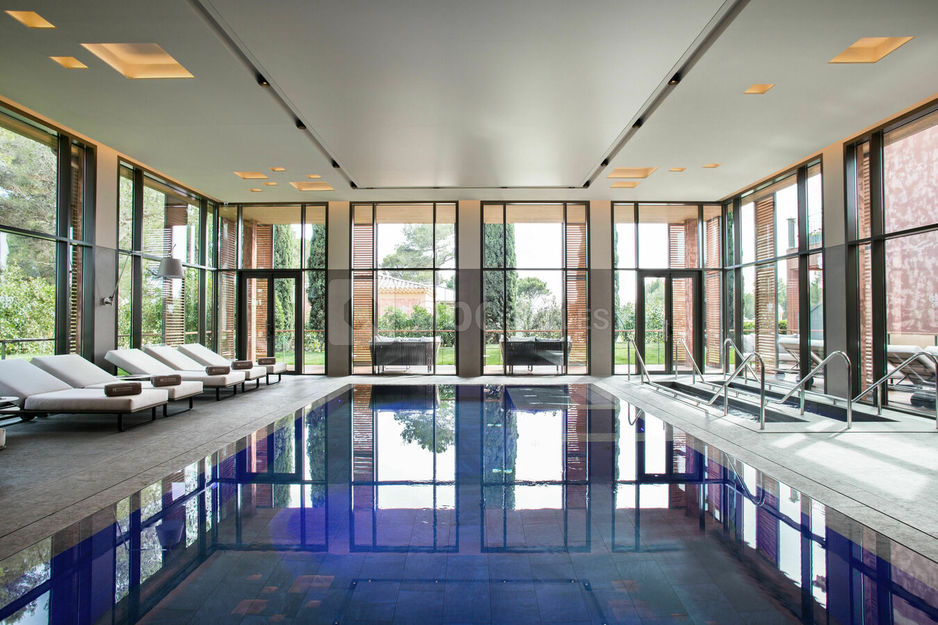 La piscine intérieure