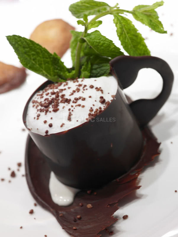 Cap 'hot' cino