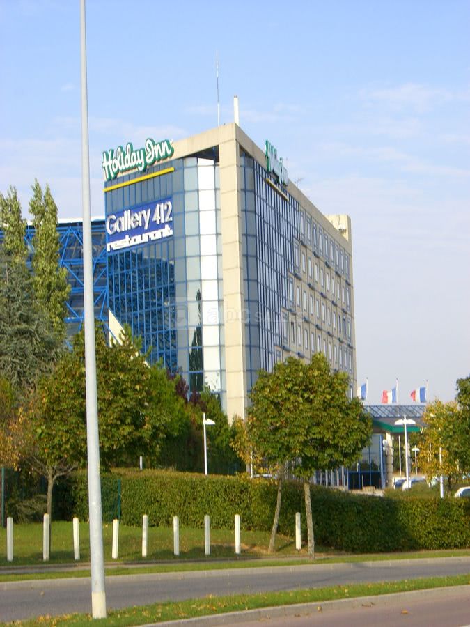 Facade holiday inn dijon