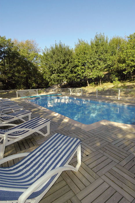 La piscine de la bastide