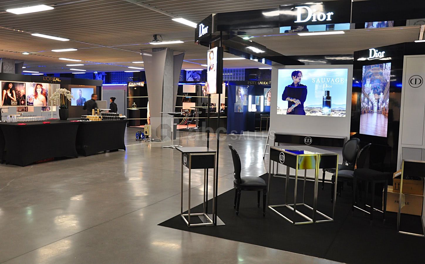 Stand