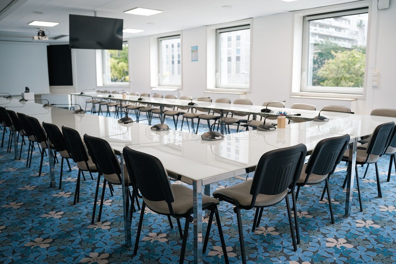 Salle 27/ 35 pax / Configuration U