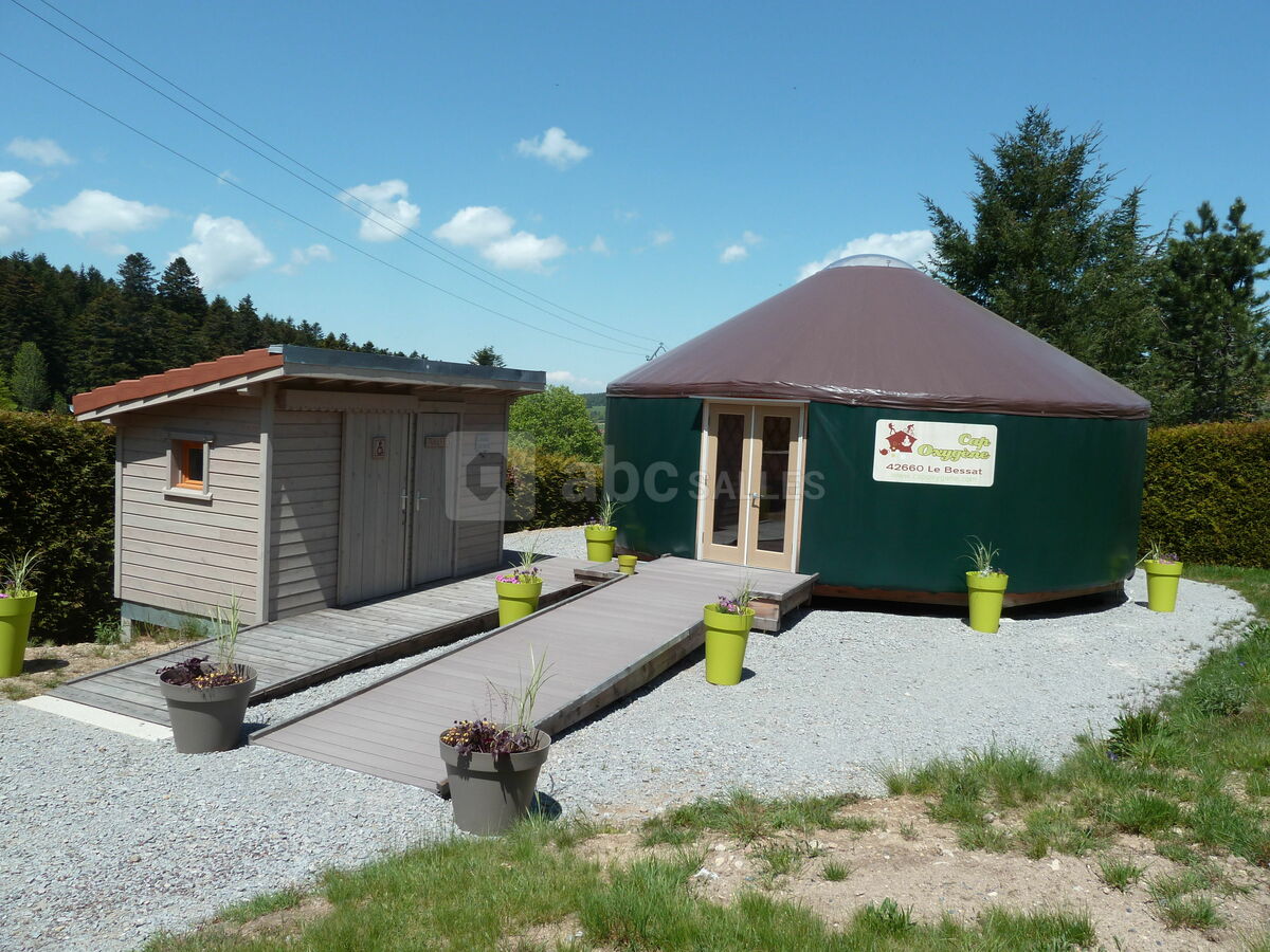 Yourte contemporaine