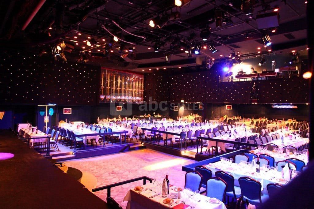 Le Cabaret