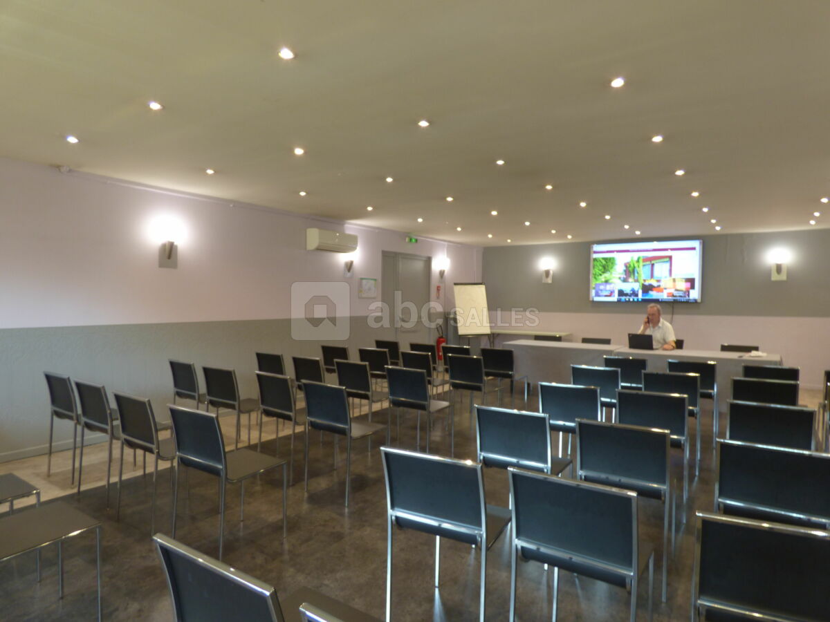 Salle Mozart insonorisé et avec écran TV