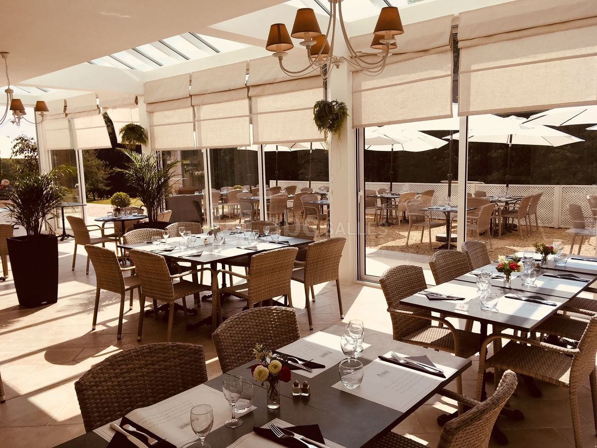 VERANDA RESTAURANT