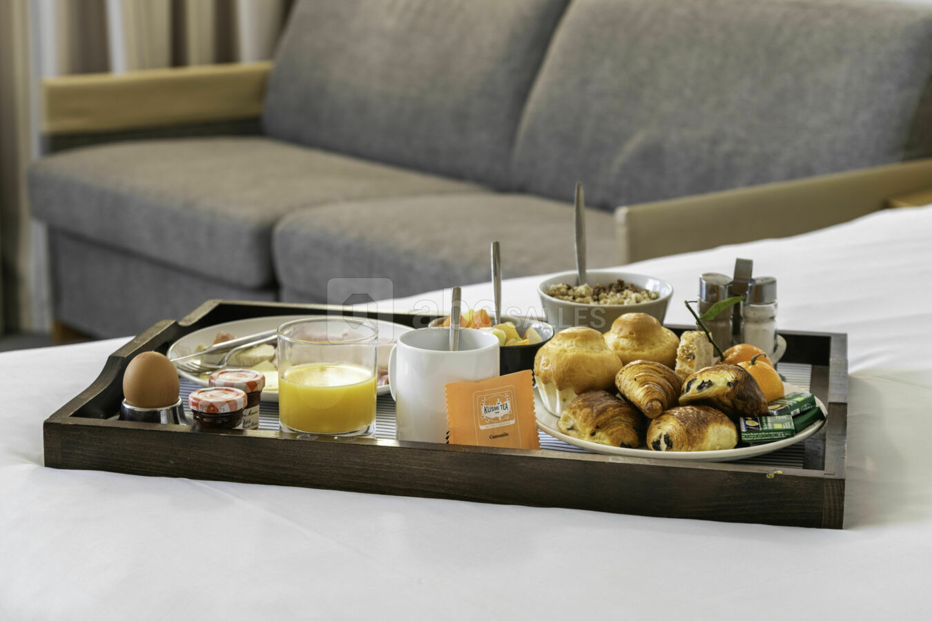 Petit-déjeuner en chambre