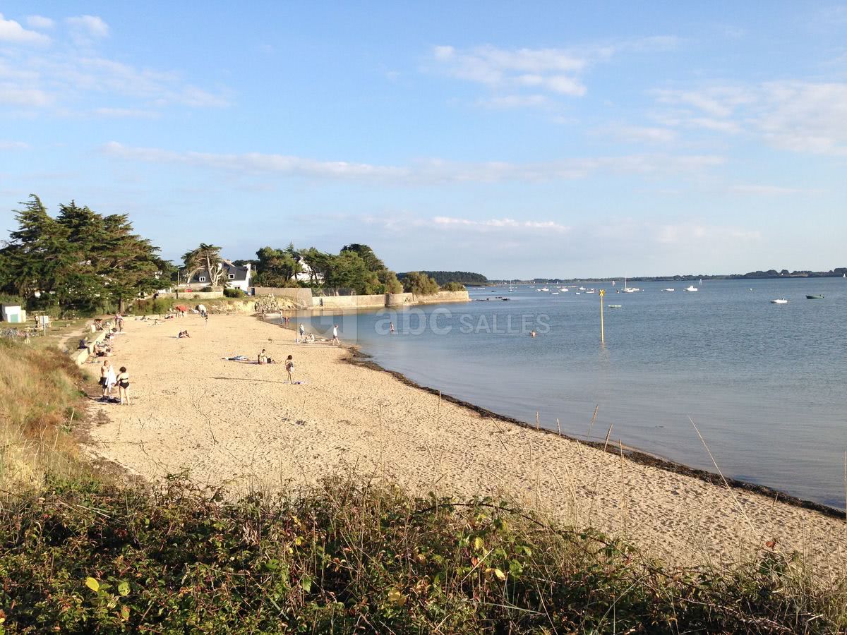 La plage à pied
