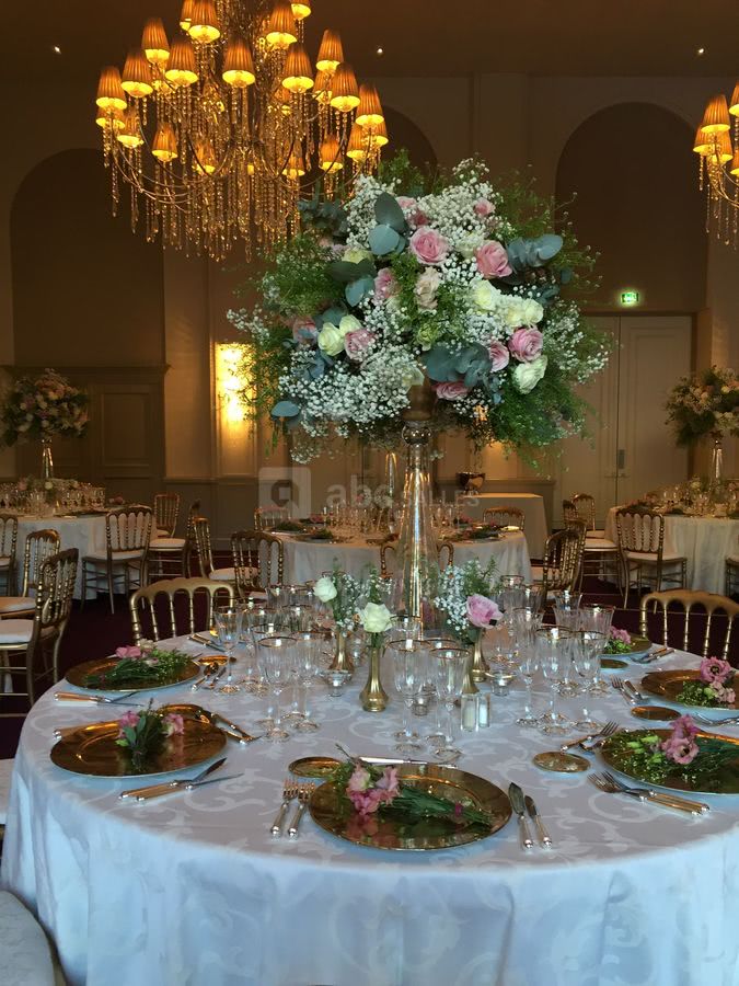 Salle Belle Epoque fleurie
