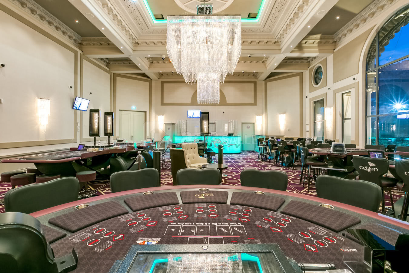 SALLE DES JEUX TRADITIONNELS