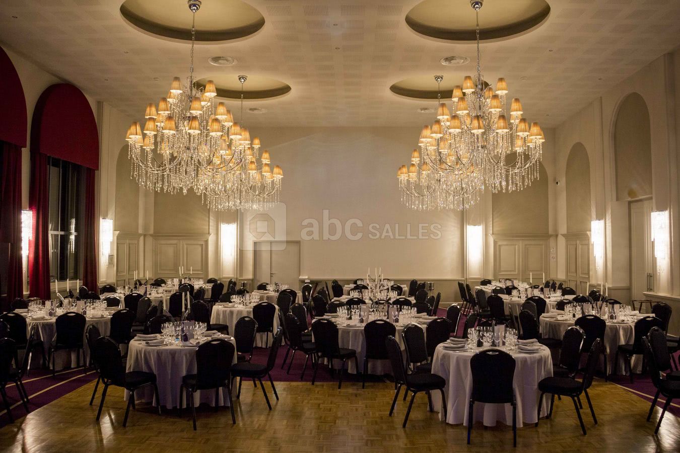 SALLE BELLE EPOQUE DRESSEE