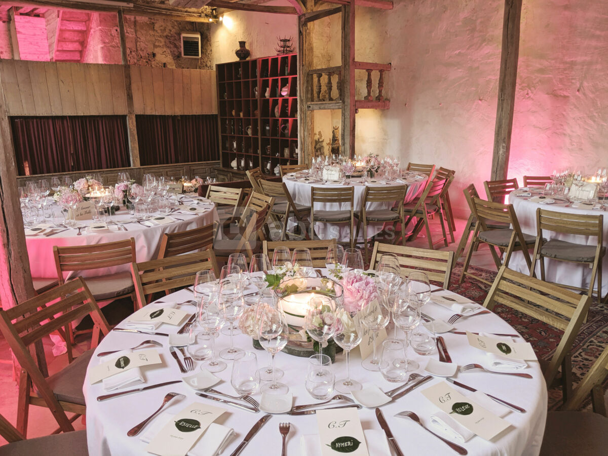 Repas de mariage dans le théâtre