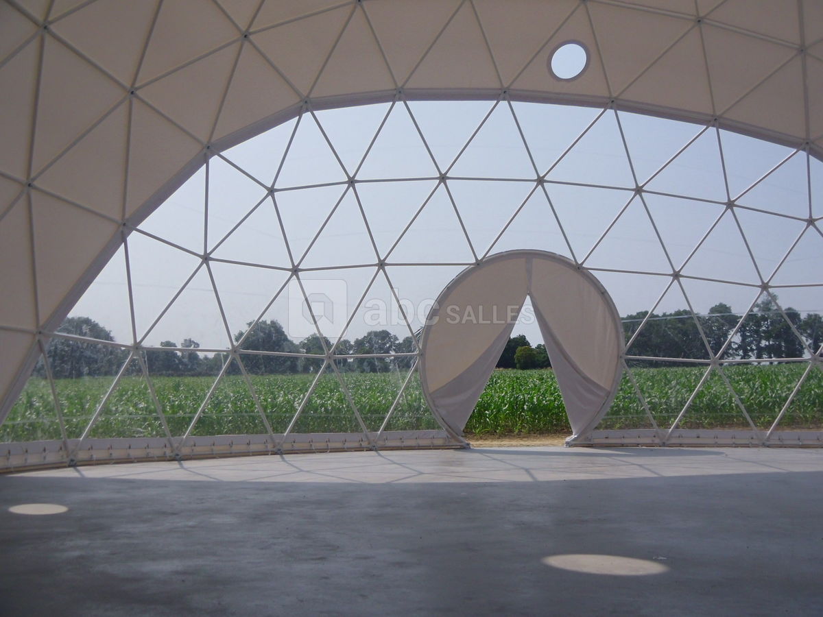 Vue panoramique intérieur du dôme