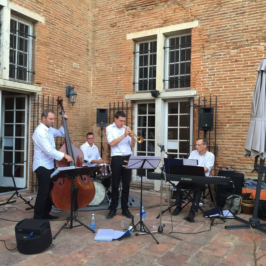 Concert de jazz, terrasse de la roseraie