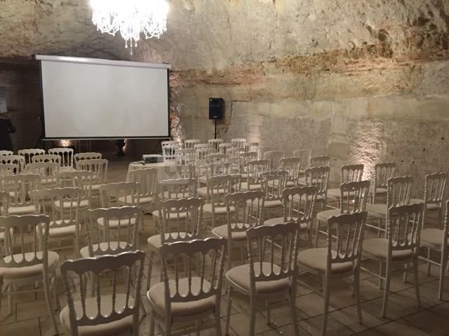 La Grotte de la Roche Aux Fées