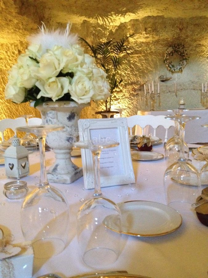 La Grotte de la Roche Aux Fées