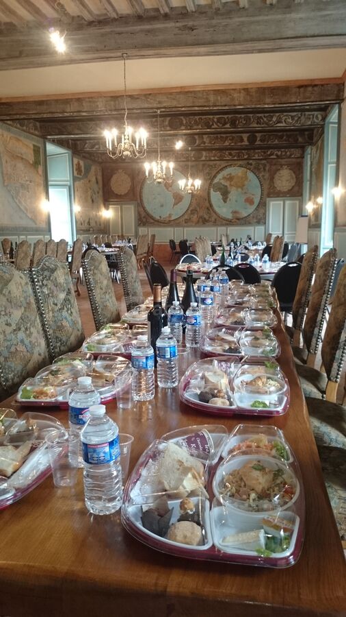 Repas d'Entreprise Salle des Cartes