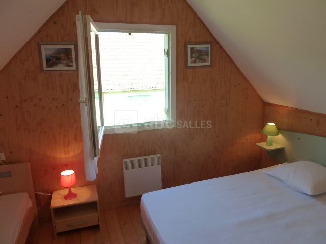 Une chambre en mezzanine