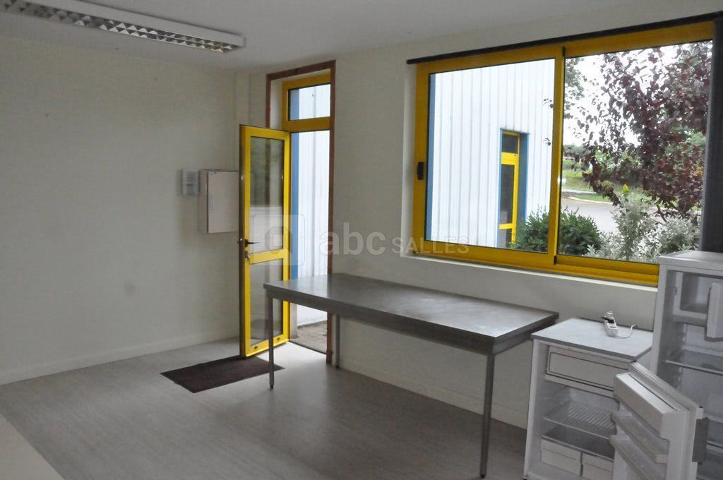 Salle 1 accès espace traiteur