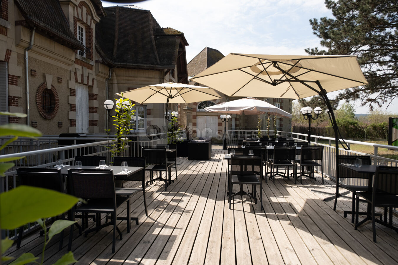 TERRASSE OUEST