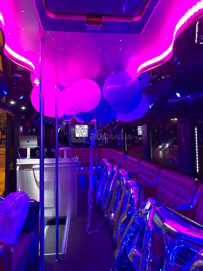 Organiser une soirée dans un vieux bus ratp avec chauffeur