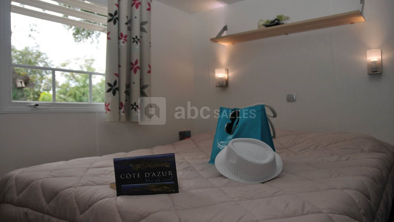 L'Hébergement 2 et 3 chambres (4 - 6 personnes)