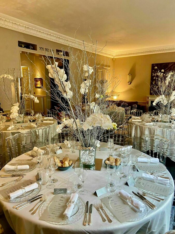 Diner assis pour 60 personnes