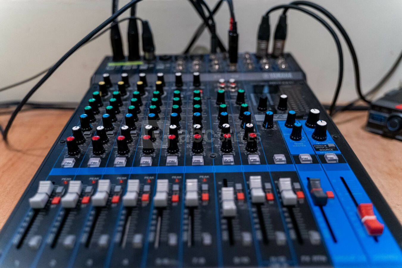 Table de mixage - Salle Riviera