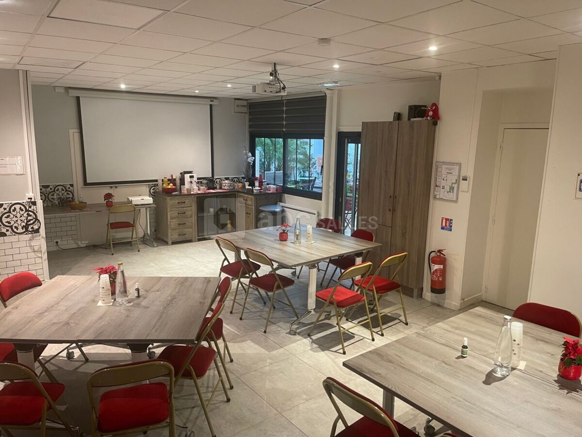 Espace Flushing Meadow en îlots pour 18 pax