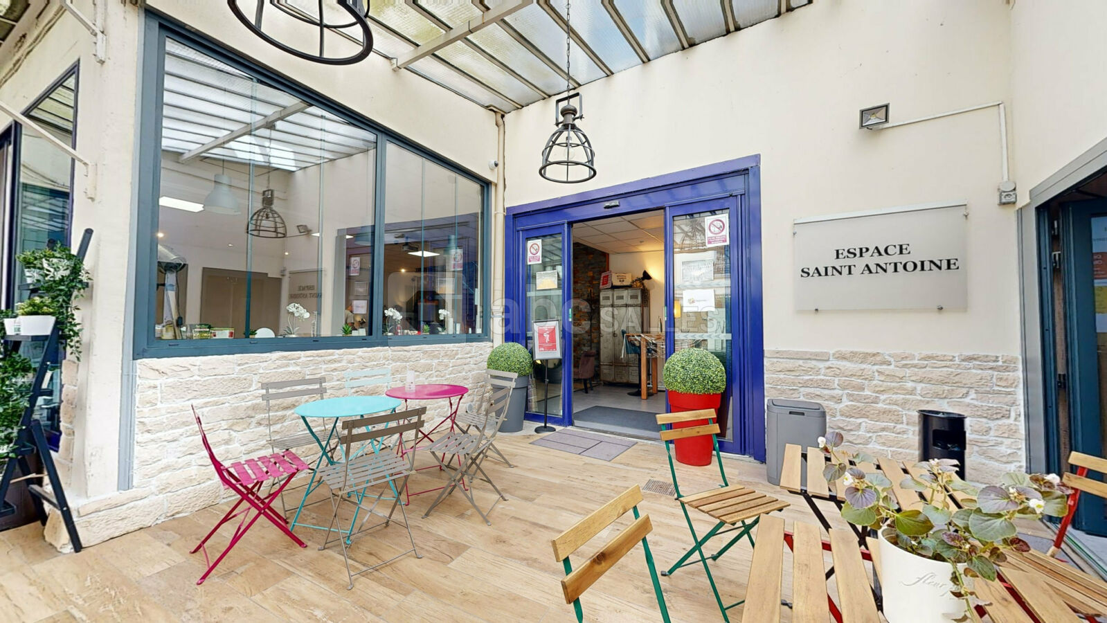 Terrasse couverte Espace Saint Antoine