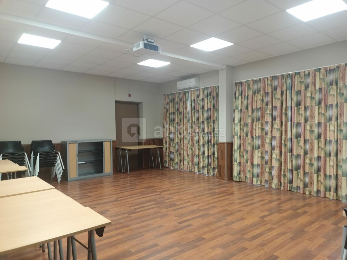 Salle garrigue sans configuration